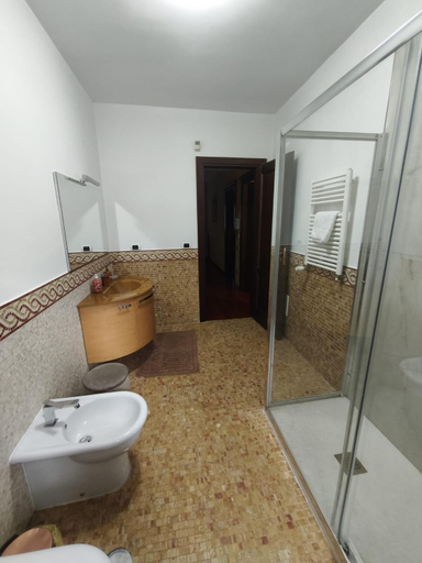 Bathroom 2, B&B Rossella, Avellino