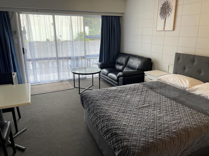 Bedroom 3, Aaron Court Motel Whangarei, Whangarei