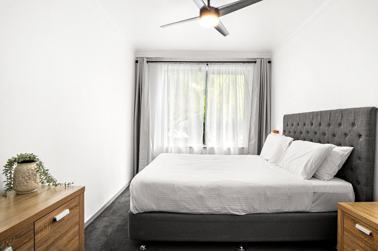 Bedroom 4, Serene 2-Bed Apartment in St Kilda, Melbourne