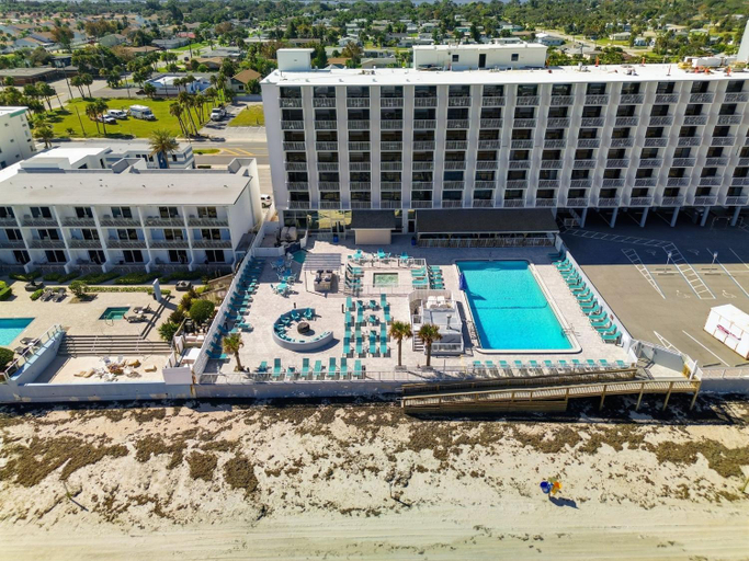 Exterior & Views 2, The Maverick Resort, Volusia