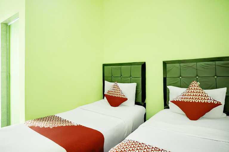 Bedroom 2, Hotel O Parapat Near Dermaga Ajibata Formerly Pudan Residence 2, Simalungun