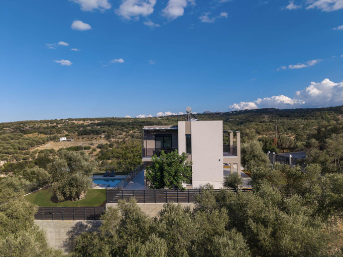 2, Villa Allargo - With Private Pool, Crete