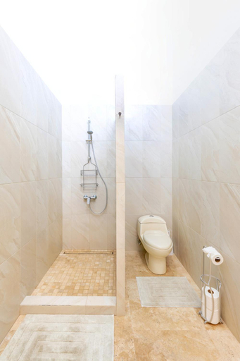 Bathroom, VILLA ROA, José Santos Guardiola
