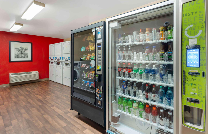 Food & Drinks 5, Extended Stay America Chicago Vernon Hills Lake Fo, Lake