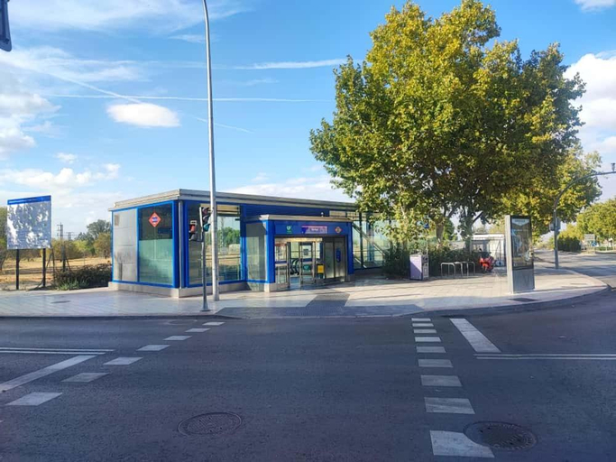 Exterior & Views 2, Hostel M Torres, Madrid