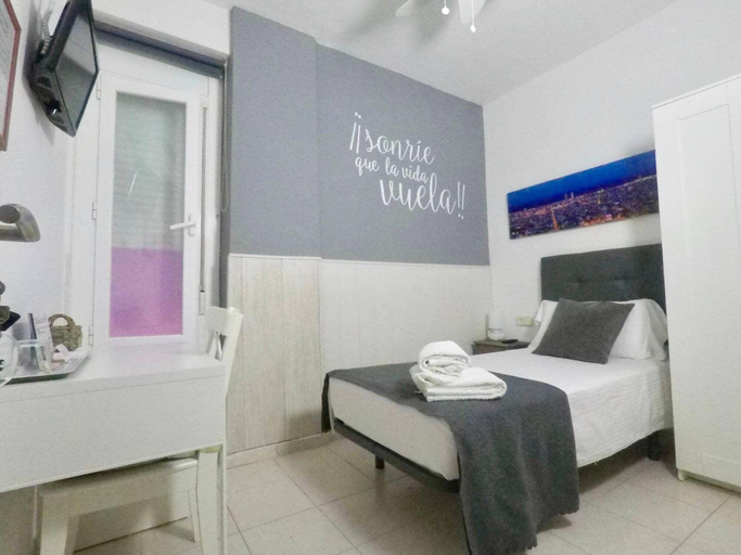 Bedroom 2, Hostal Lleida, Barcelona