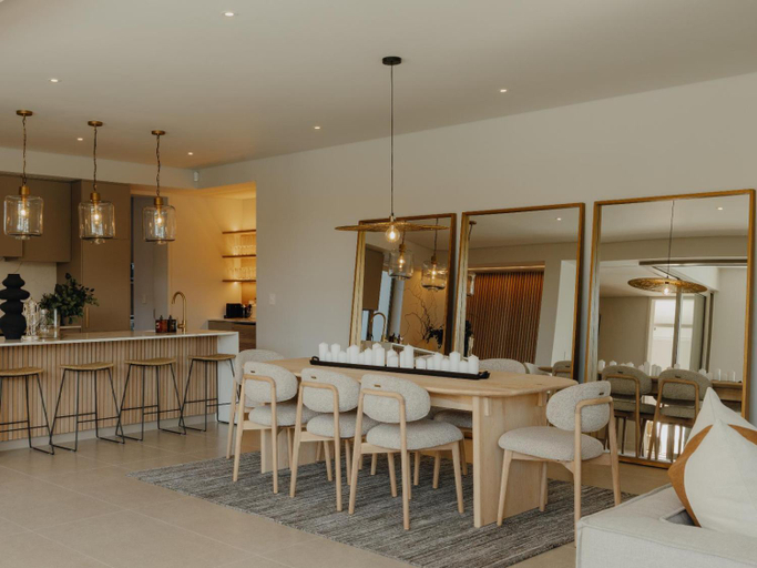 Food & Drinks, Villa Lumaire - Leisure Island, Eden