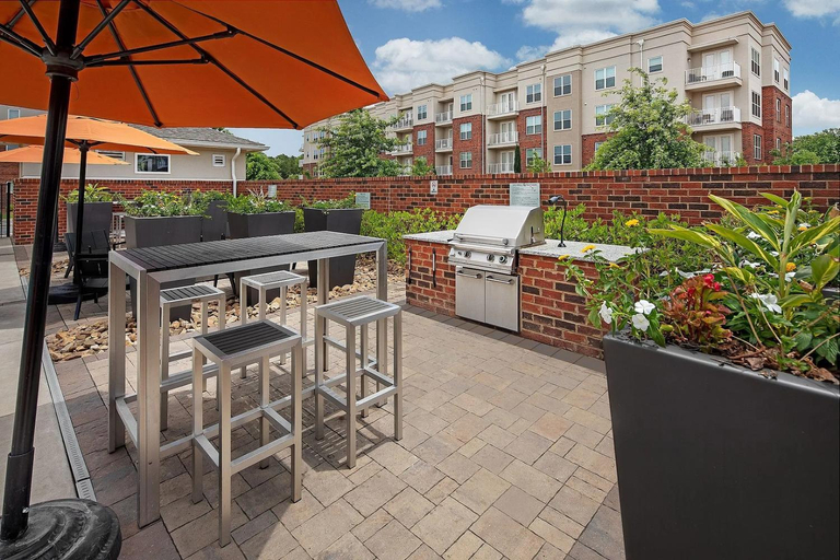 Facilities 4, Landing Apartments - 8 Metro Station, Mecklenburg