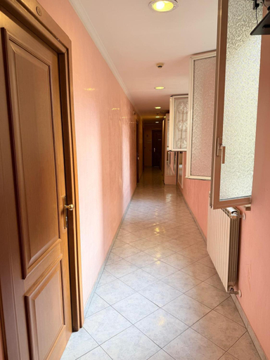 Others 5, Hotel Bruna, Rome