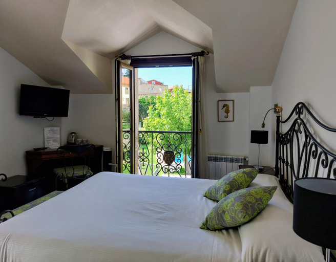 Bedroom, Hotel Apartamento Marouco, Pontevedra