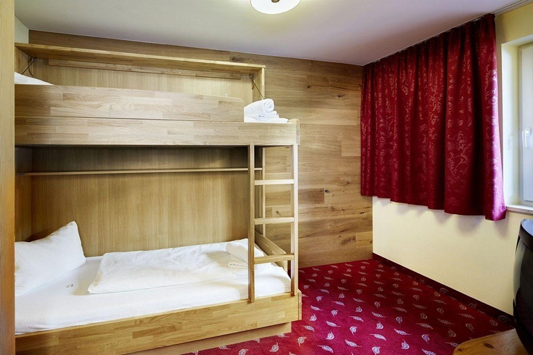 Bedroom 2, Hotel Wieser, Zell am See