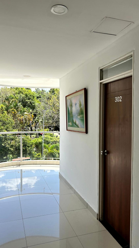 Others 5, Hotel Imperio, Ibagué