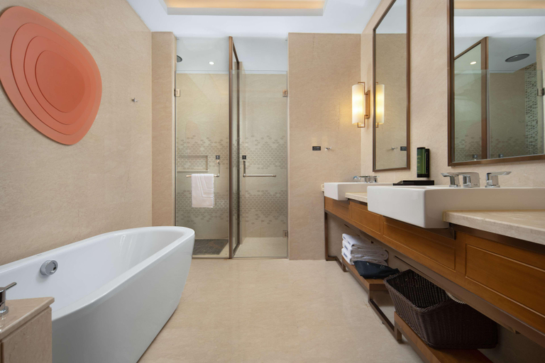 Bathroom 4, Hampton by Hilton Chongqing Jiangbeizui, Chongqing