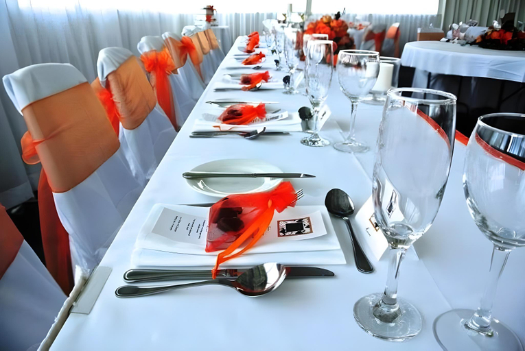 Food & Drinks 4, Eagle Heights Hotel, Tamborine Mountain