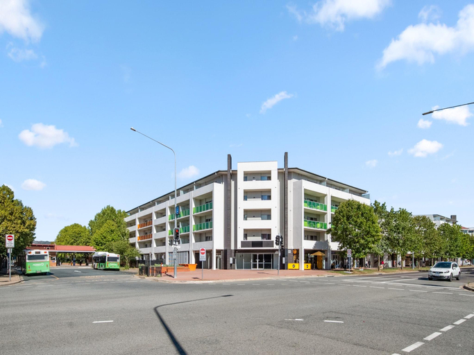 5, Bright 1-bed Apartment With Balcony, Canberra