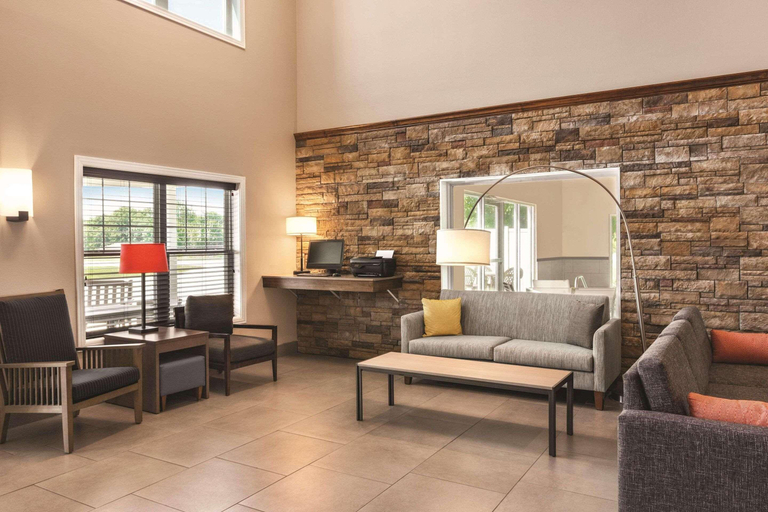 Public Area 3, Country Inn & Suites By Radisson, Buffalo, Mn, Wright