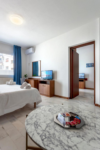 Others 5, Smart Residence Aviano, Pordenone
