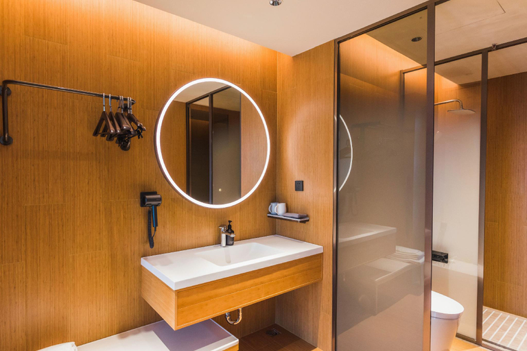 Bathroom 3, Ji Hotel Zhangshu Site Avenue, Yichun
