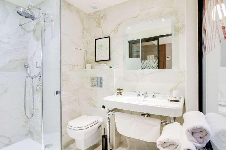 Bathroom 4, Mom'Art Hotel, Paris