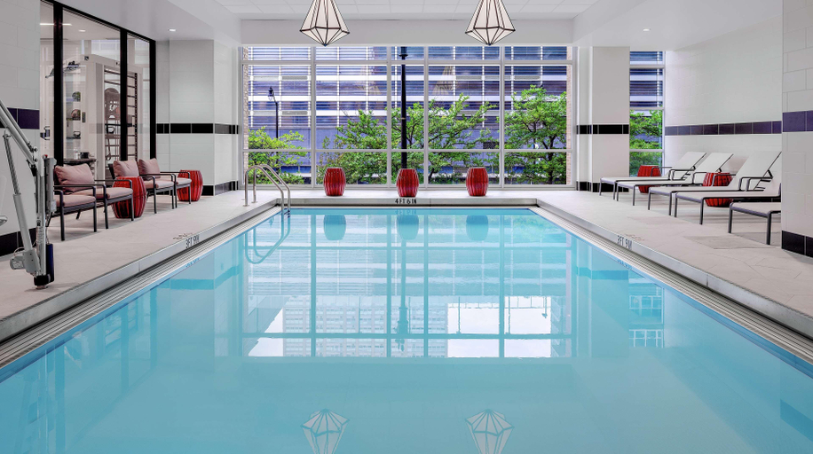 Sport & Beauty 4, Home2 Suites by Hilton Chicago McCormick Place, Cook