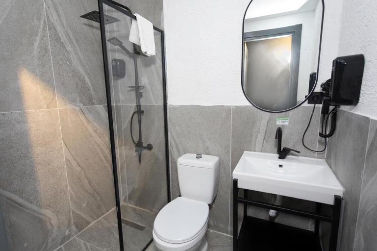 Bathroom 3, Arkem Hotel 2, Maltepe