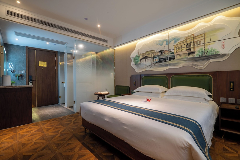 Bedroom 2, Nostalgia S Hotel(Shanghai Wujiaochang), Shanghai