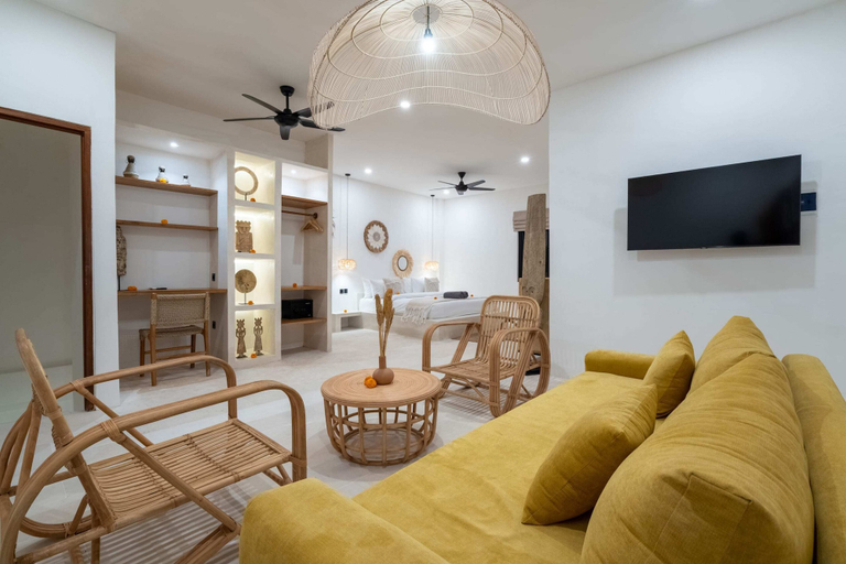 Living area 4, Villa Ombak, Badung
