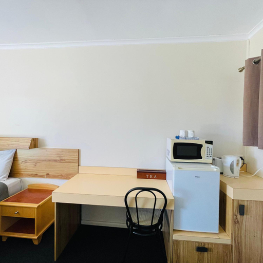5, Wee Waa Motel, Narrabri