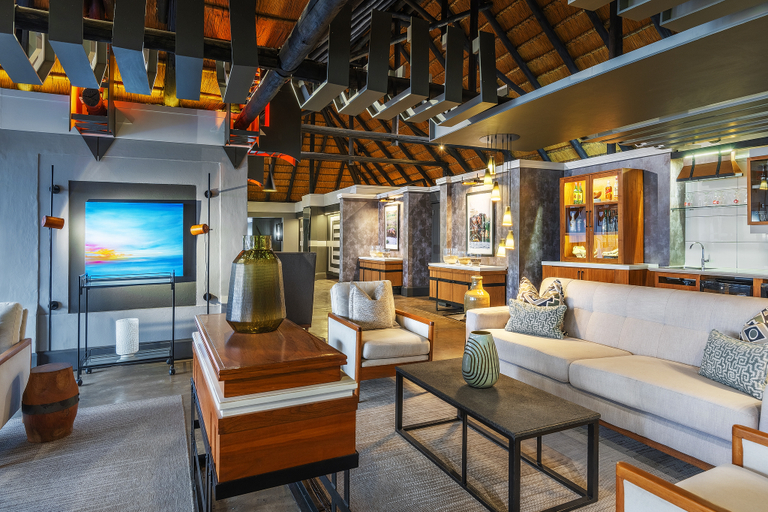 Public Area, Chobe Water Villas, Kabe