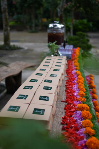 Outdoor banquet area, The Jungle Pots, Gianyar