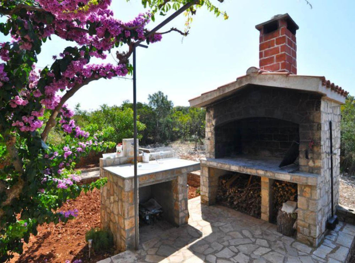 BBQ/picnic area 5, Apartman Olive Garden, Šolta