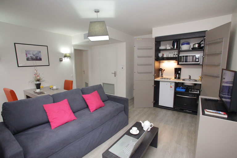 Bedroom 4, Odalys City - Strasbourg Centre Les Halles, Bas-Rhin