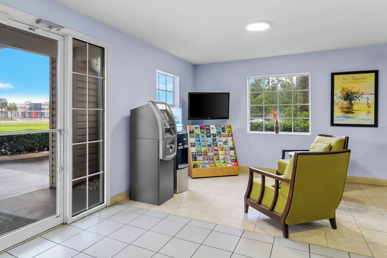 Interior 3, Homestay Inn & Suites, Baker