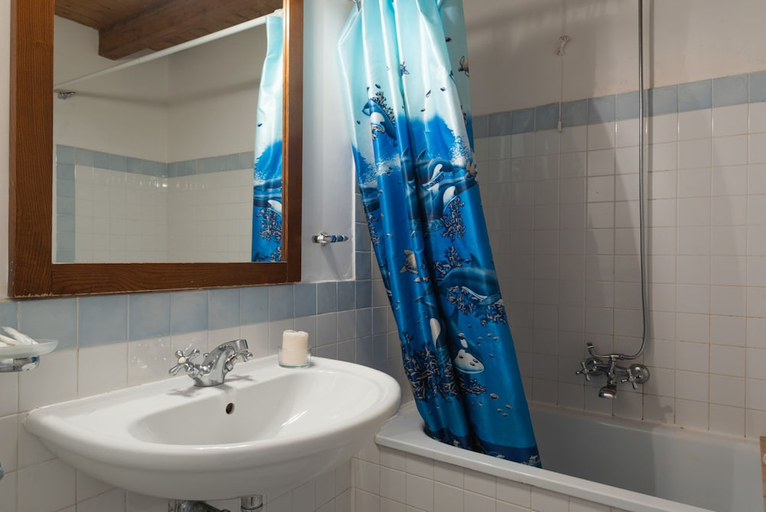 Bathroom 4, Sea Villas Country Village, Sassari