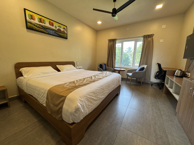 Room 2, Beyond Inn Hotels & Resorts ECR, Kancheepuram