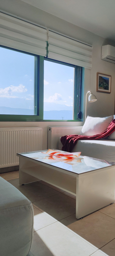 Bedroom 3, The Garden of Zephyrus, Crete