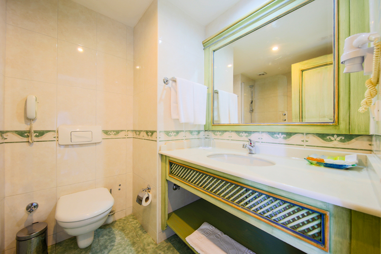 Bathroom 5, Salmakis Resort & Spa, Bodrum