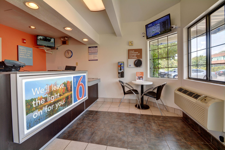 Public Area 5, Motel 6 Wethersfield, Ct - Hartford, Hartford