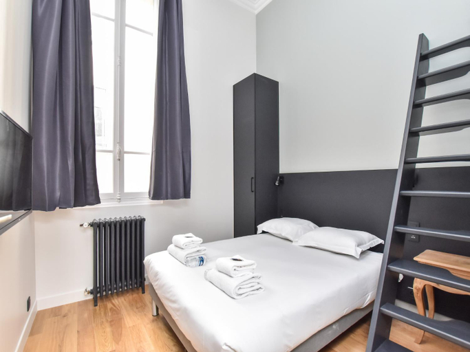 Facilities 4, Charming apartment - 2BR7P - Arc de Triomphe, Paris