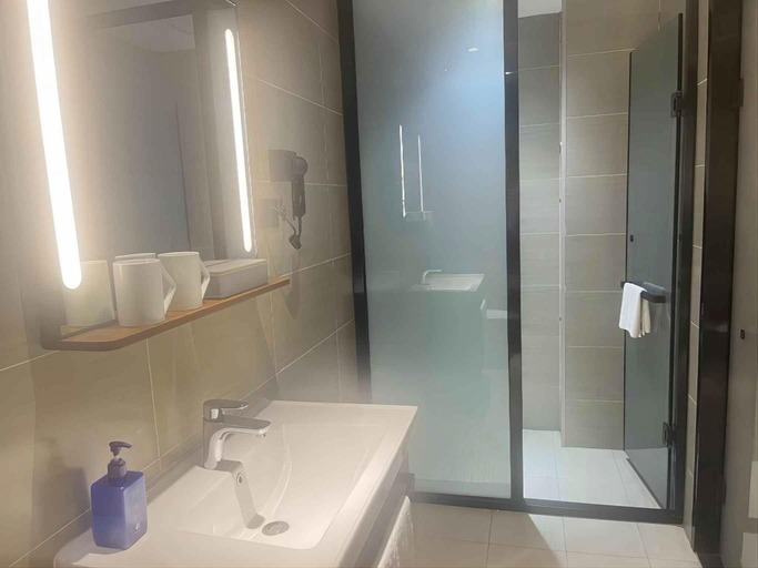 Bathroom 3, Hanting Langfang Railway Station West Branch, Langfang