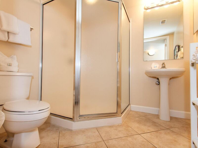 Bathroom 4, Pelican Isle 412 - Island Oasis, Okaloosa
