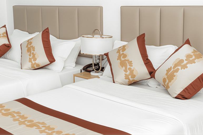 Room 4, Vienna Hotel VN, District 7