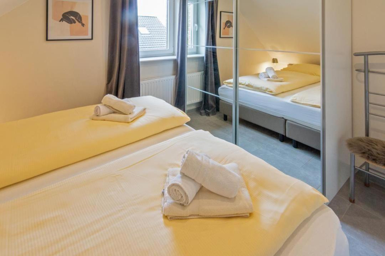 4, Holiday Apartment Nordperle 6, Aurich