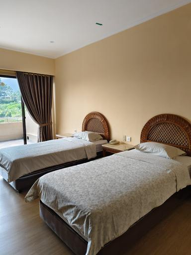 Puncak Inn Resort Hotel Room Type - Hillview Executive Twin