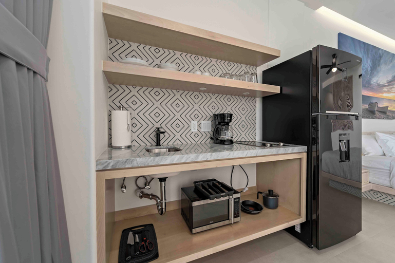 Private kitchen 4, 605 Tower Downtown Cabo, La Paz