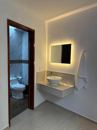 Room 2, Hotel Finisterre, Chiautzingo