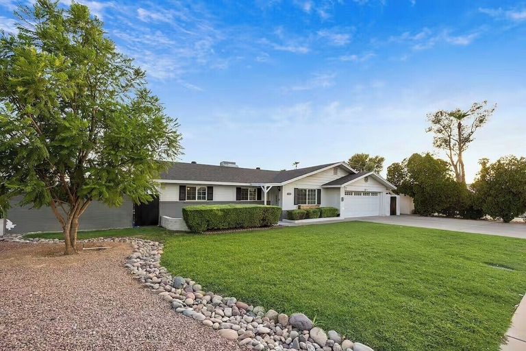 Exterior 5, Tempe Delight with Heated Pool, Maricopa