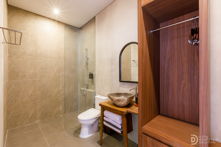 Bathroom 4, ME Villa Pererenan, Badung