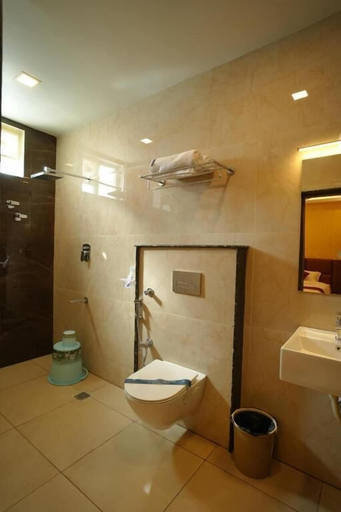Bathroom 4, APS Residency, Tiruvannamalai