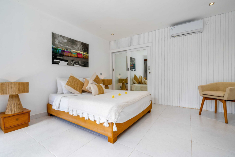 Room 3, Villa Imbuh 1, Badung